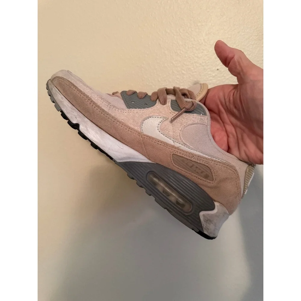 Nike Sneakers Mens 9 Sanddrift Air Max 90 Hemp DA1641-201 Retro Running Shoes
